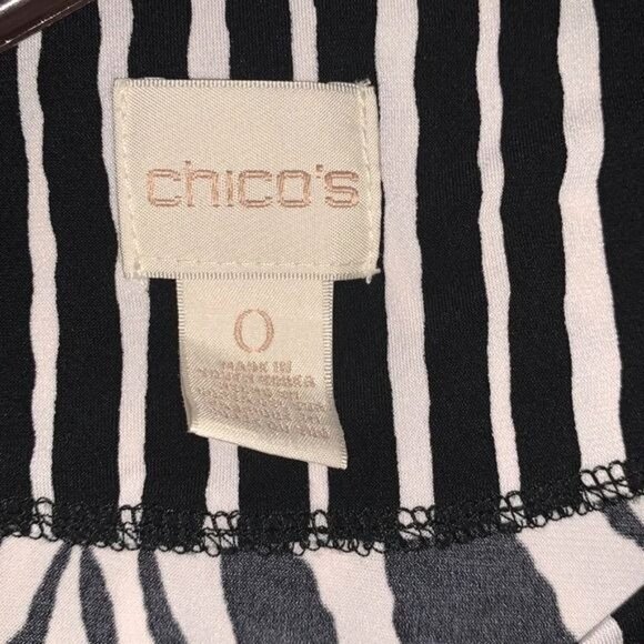 Chicos Zebra Print Black/White Stripe Top W/ Neon Yellow Accent Size 0 Polyester - Picture 2 of 10